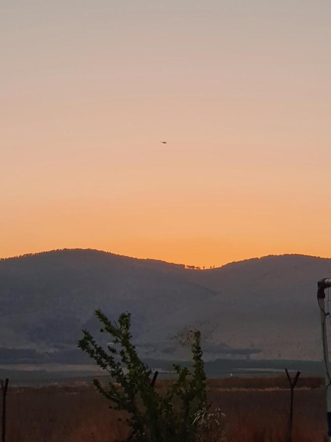 Gilboa View - יחידת אירוח מתוקה Reshafim Exterior photo
